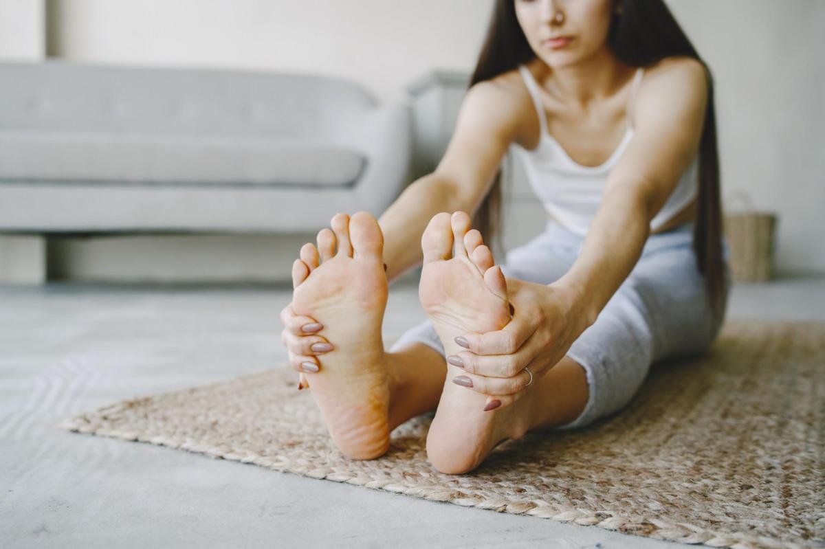Como eliminar a dormência nos dedos dos pés