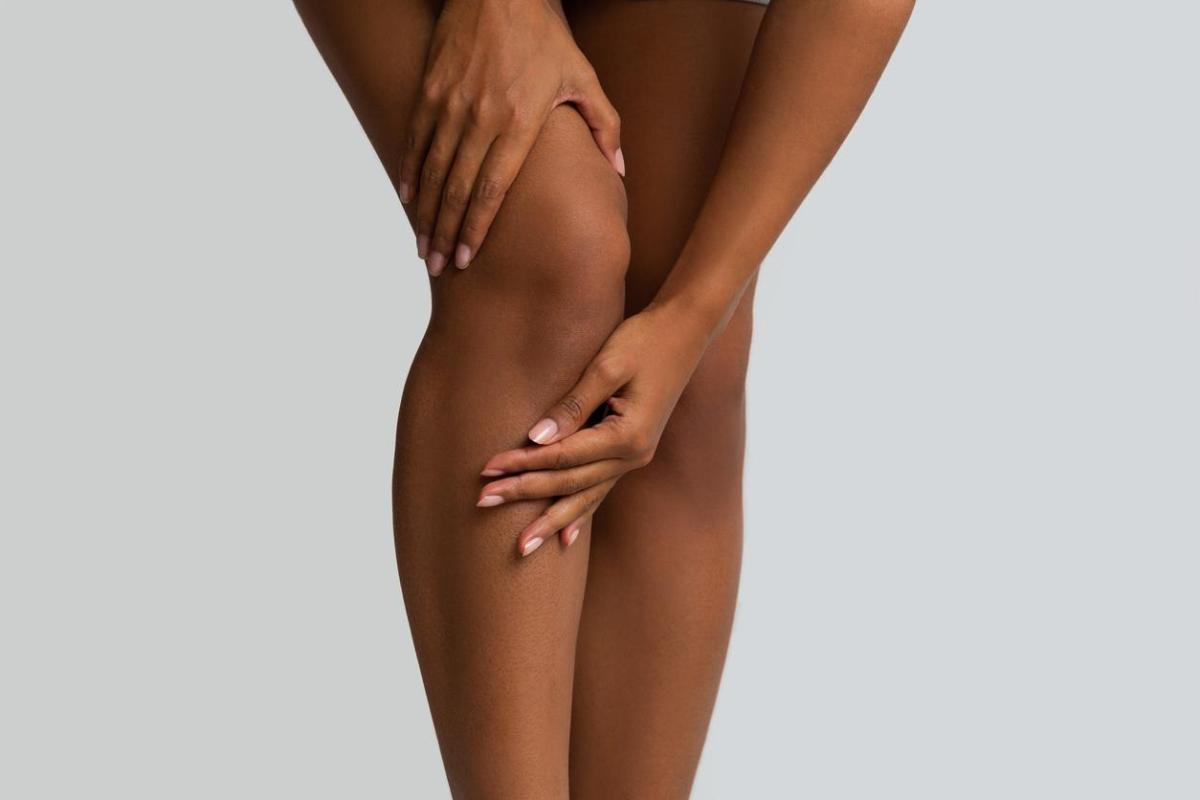 Não consigo dobrar o joelho completamente: causas e tratamento