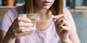 Posso ter relações sexuais se estiver tomando Metronidazol comprimidos?