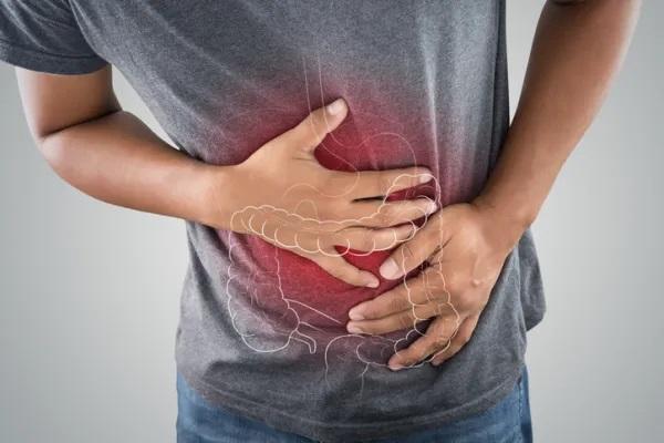 Sensação de estômago cheio sem comer: causas e tratamento - Síndrome do intestino irritável