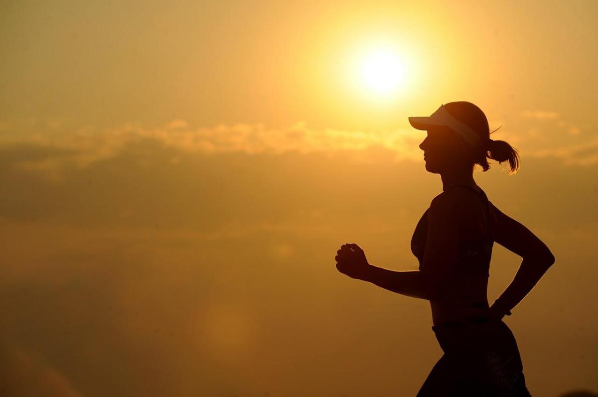 Cardio em jejum funciona? Vantagens e desvantagens
