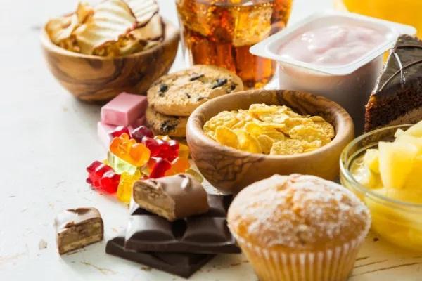 Taquicardia após comer: causas e tratamento - Alguns alimentos